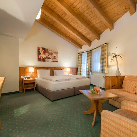 Eva,village Hotel Saalbach-Hinterglemm