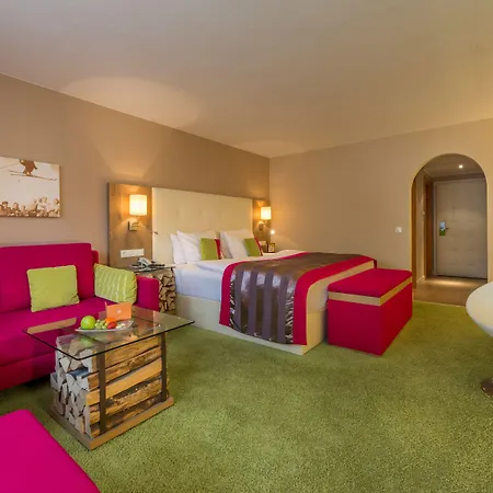 伊娃村酒店 萨尔巴赫