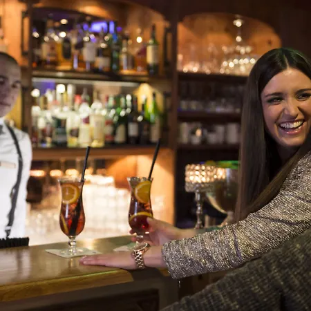 伊娃村酒店 4* 萨尔巴赫